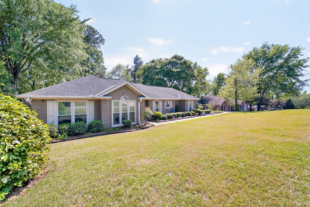 6648 Springlake Drive Columbus, GA 31909 - Photo 2 of 36