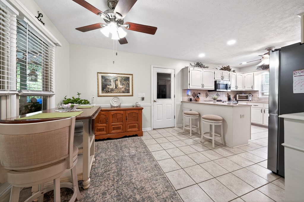 6648 Springlake Drive Columbus, GA 31909 - Photo 10 of 36