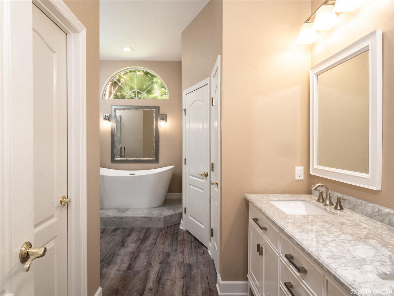 8521 Southwest 20 Lane Gainesville, FL 32607 - Photo 11 of 30 Gallery Image 11