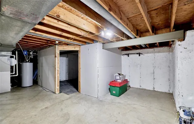 $334,500 | 1211 Big Bend Road, Ballwin, MO 63021