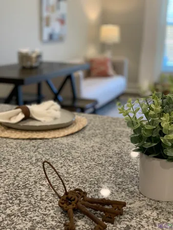 $2,154 | 17172 Oak Lawn Boulevard, Prairieville, LA 70769