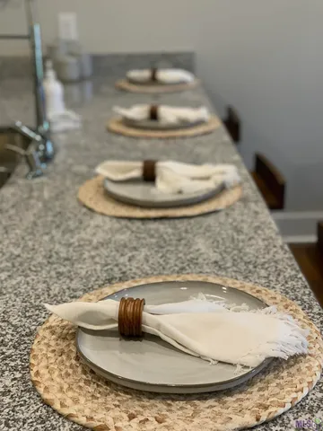 $2,154 | 17172 Oak Lawn Boulevard, Prairieville, LA 70769