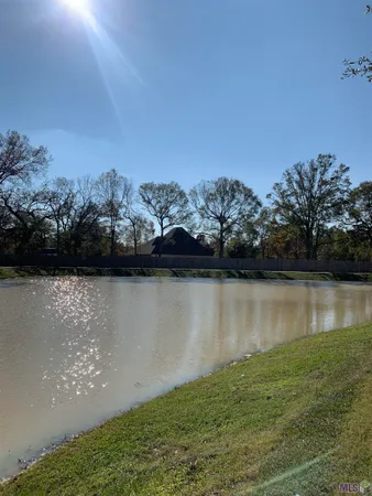 $2,154 | 17172 Oak Lawn Boulevard, Prairieville, LA 70769