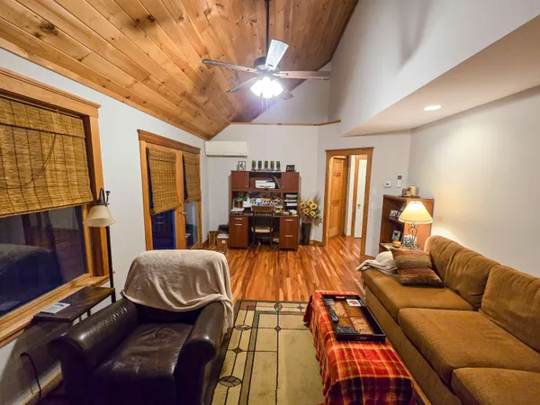 $2,100 | 145 Knight Lane, Williston, VT 05495