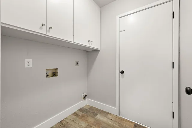 $549,990 | 8110 Nairn Drive, Austin, TX 78749