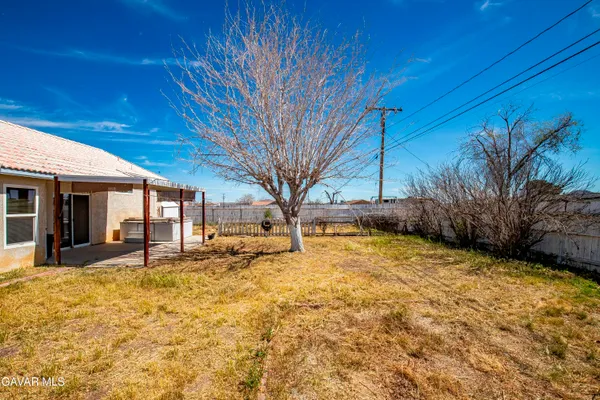 $279,900 | 9020 Redwood Boulevard, California City, CA 93505