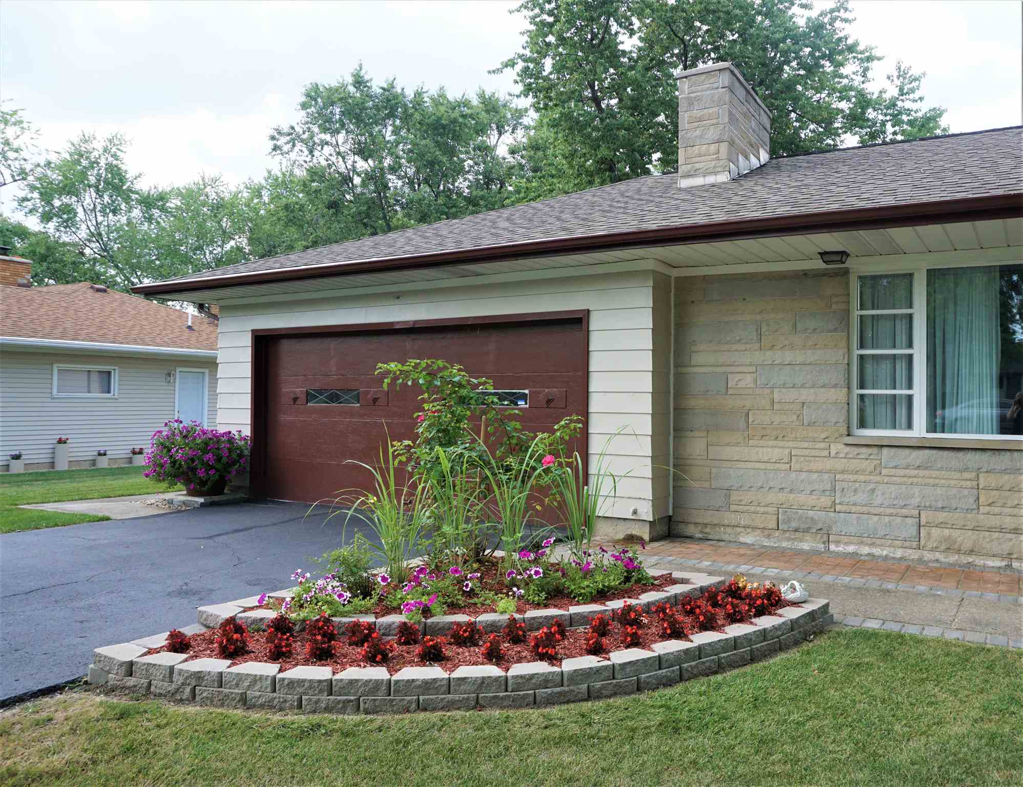 3833 Plymouth Road Fort Wayne, IN 46815 - Photo 2 of 23 Gallery Image 2