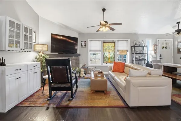 $459,990 | 21089 Ottawa Road, Apple Valley, CA 92308