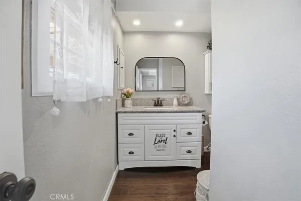 $459,990 | 21089 Ottawa Road, Apple Valley, CA 92308