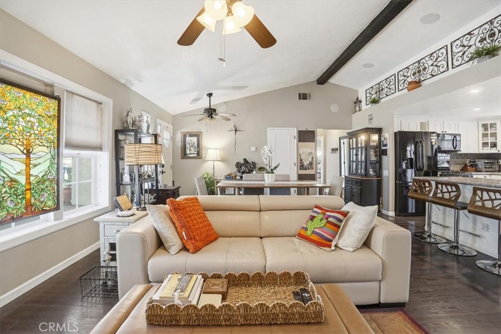 21089 Ottawa Road Apple Valley, CA 92308 - Photo 4 of 68