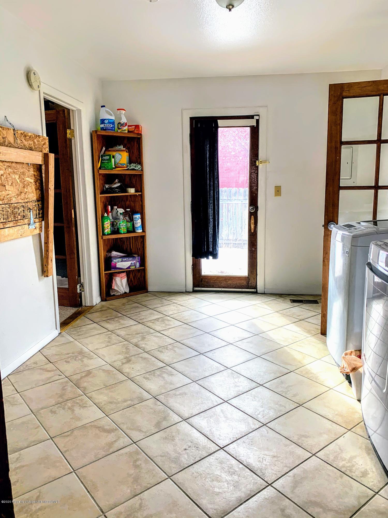 301 West 25th Street Rifle, CO 81650 - Photo 15 of 34 Laundry/Mudroom