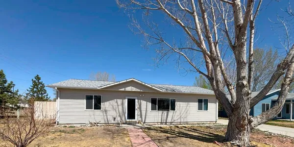 $210,000 | 380 West Monroe Avenue, Riverton, WY 82501