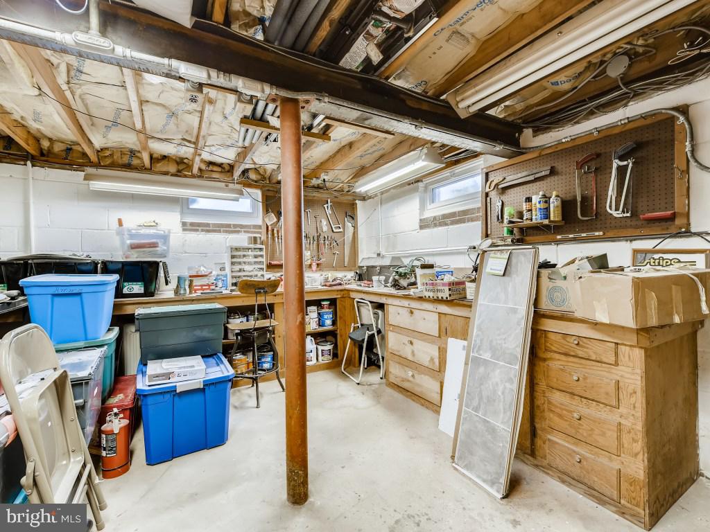 301 Winston Road Pasadena, MD 21122 - Photo 24 of 30 Basement Workshop