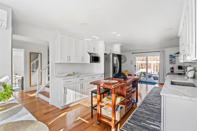 $2,495,000 | 105 Whalers Walk, Edgartown, MA 02539