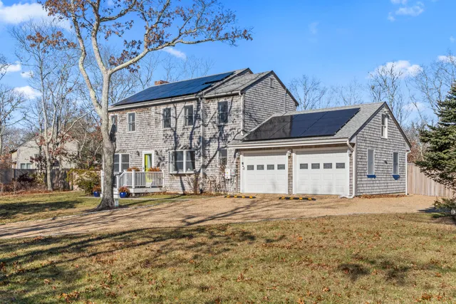 $2,495,000 | 105 Whalers Walk, Edgartown, MA 02539
