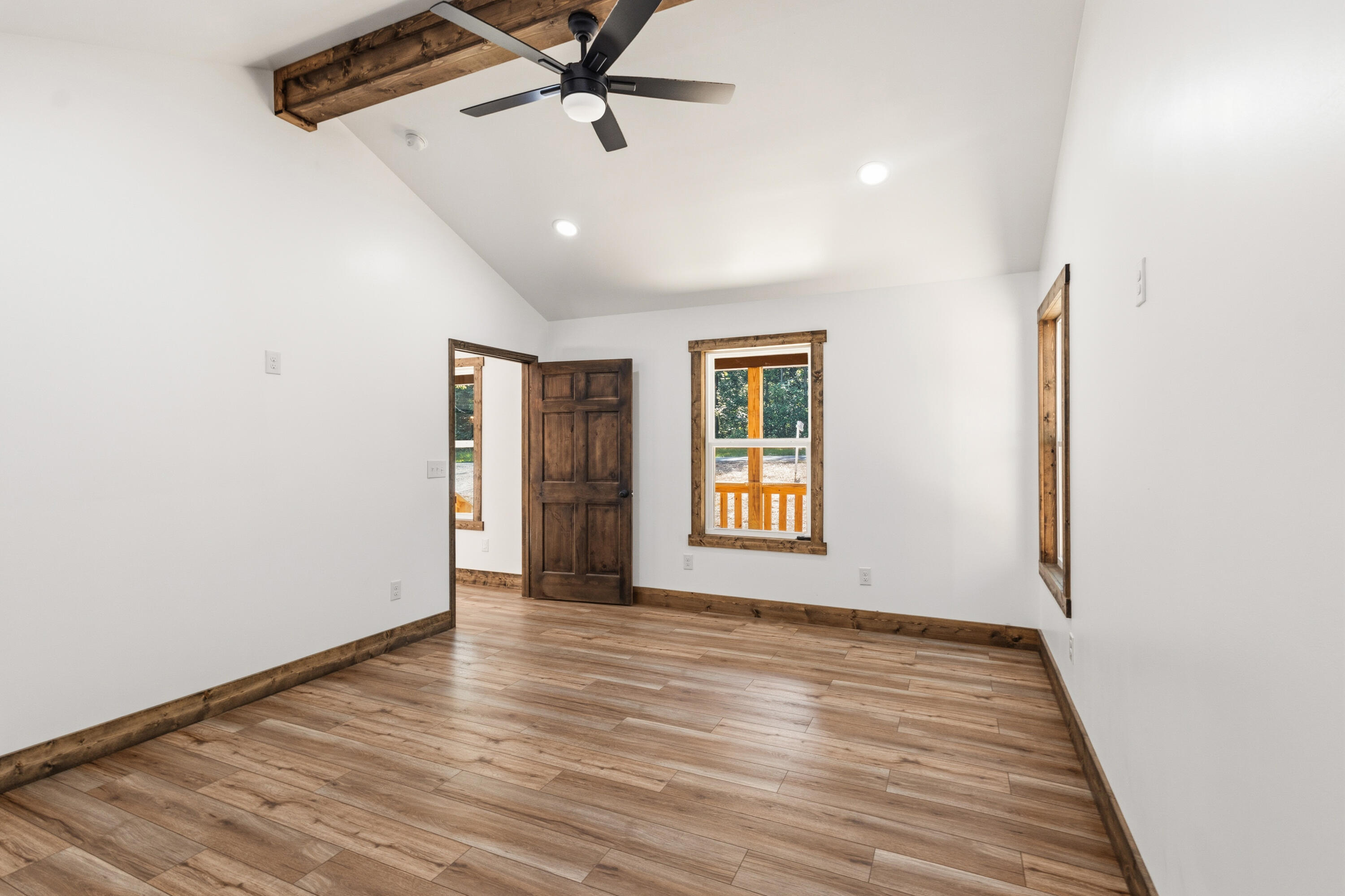 2377 Porch Rock Road Pikeville, TN 37367 - Photo 33 of 42 018