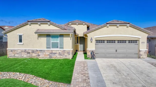 $1,099,950 | 1121 Trailside Drive, San Juan Bautista, CA 95045