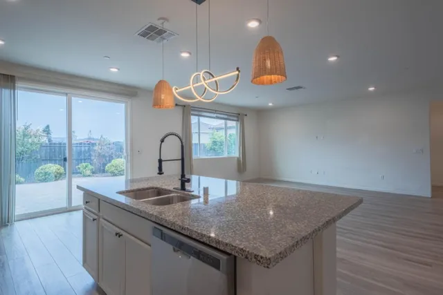 $1,099,950 | 1121 Trailside Drive, San Juan Bautista, CA 95045