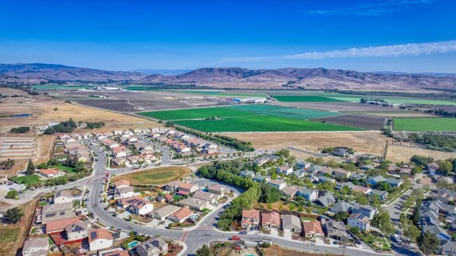 $1,099,950 | 1121 Trailside Drive, San Juan Bautista, CA 95045