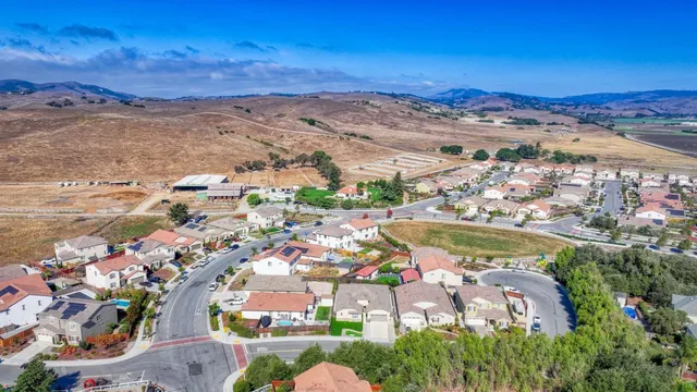 $1,099,950 | 1121 Trailside Drive, San Juan Bautista, CA 95045