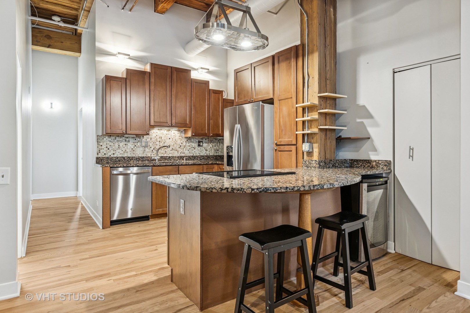 331 South Peoria Street, Unit 206 Chicago, IL 60607 - Photo 3 of 15