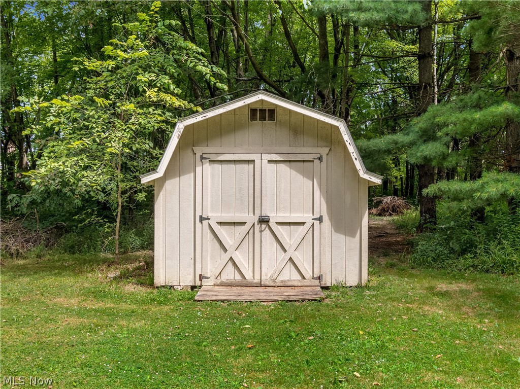 15756 Valley View Road Doylestown, OH 44230 - Photo 28 of 34 Gallery Image 28
