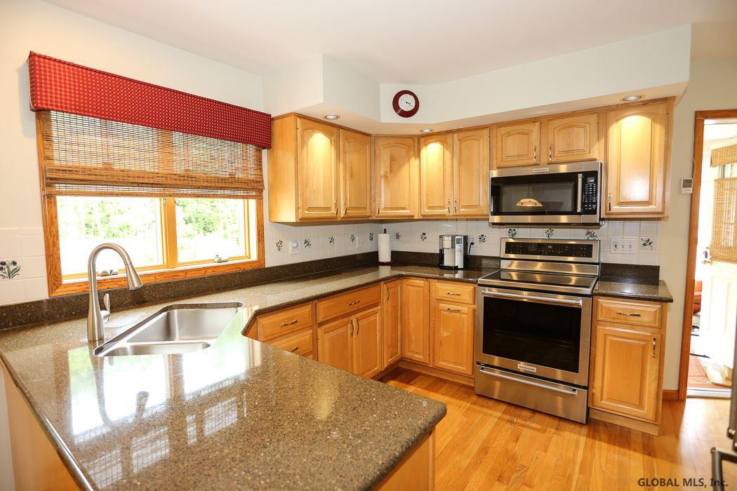 175 Lisha Kill Road Colonie, NY 12309 - Photo 17 of 46 Photo 17