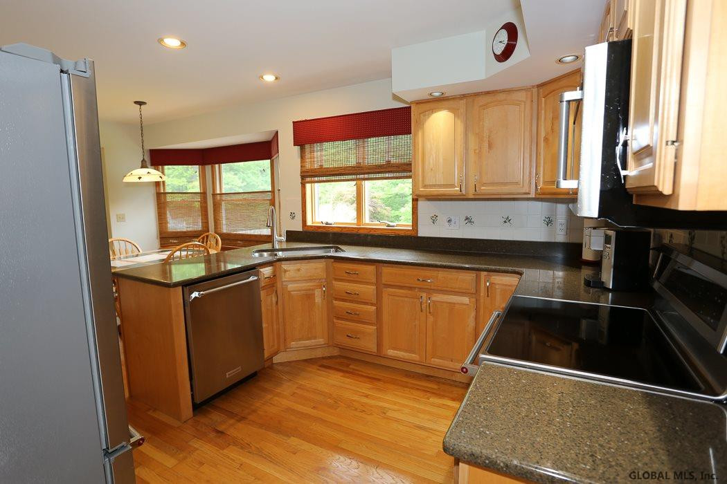 175 Lisha Kill Road Colonie, NY 12309 - Photo 18 of 46 Photo 18
