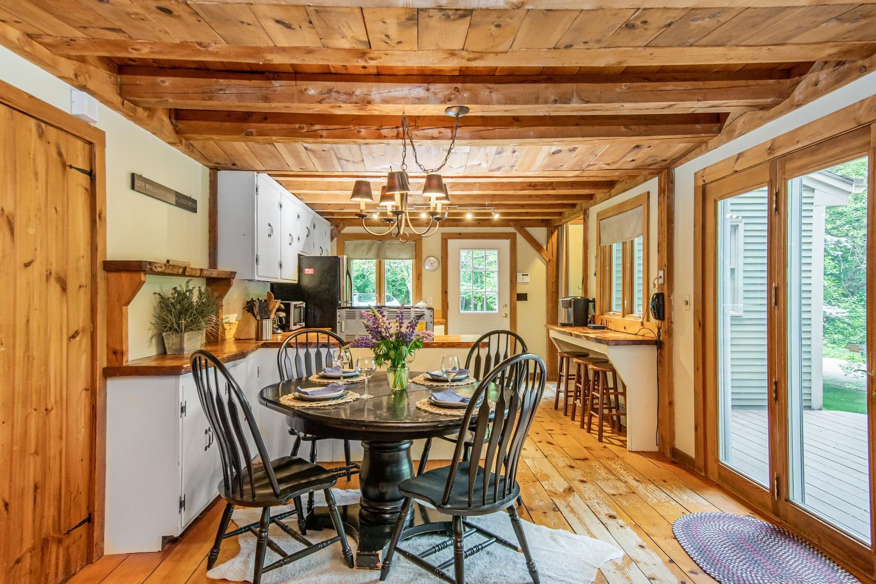 255 North Hill Road Stowe, VT 05672 - Photo 3 of 39