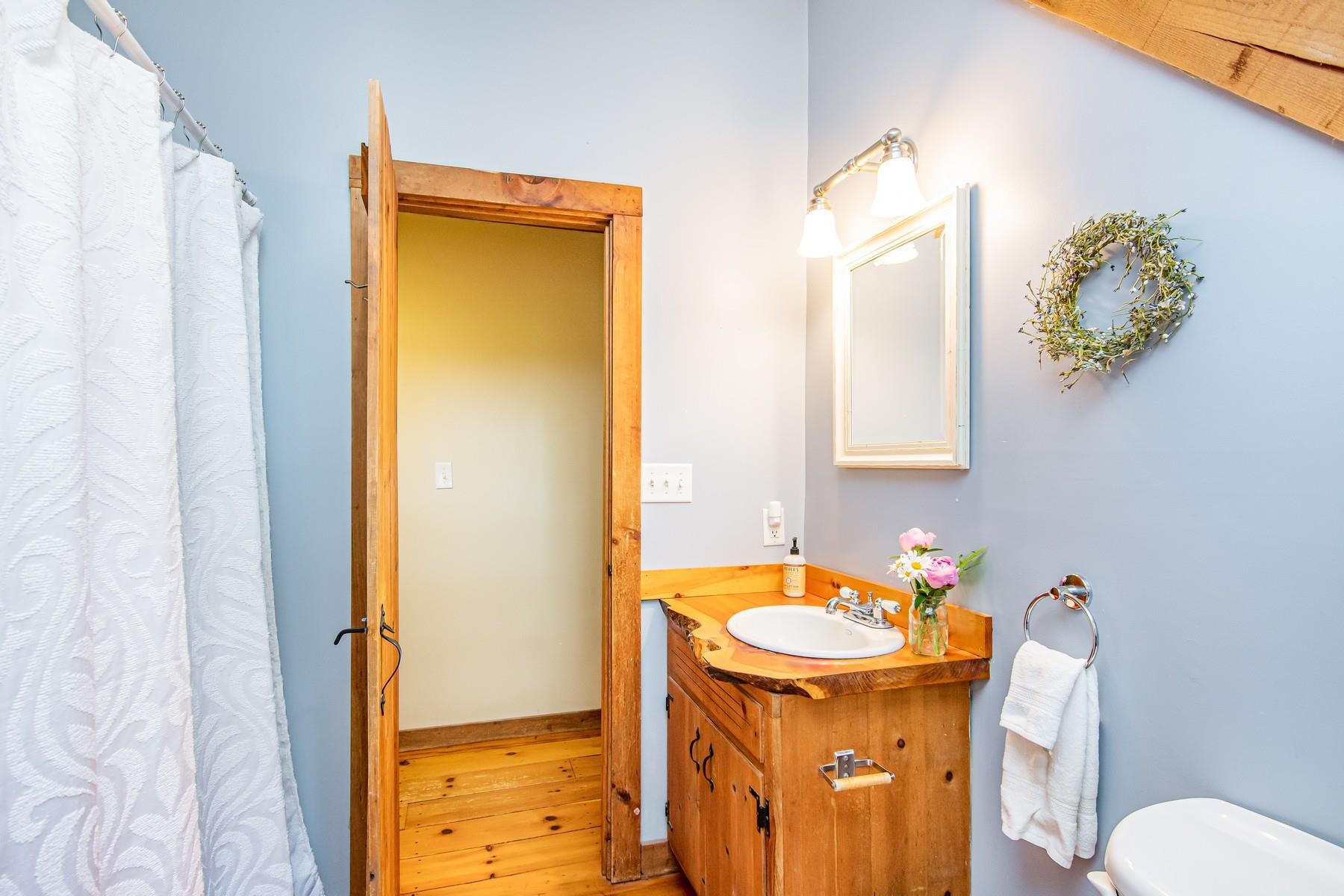255 North Hill Road Stowe, VT 05672 - Photo 31 of 39