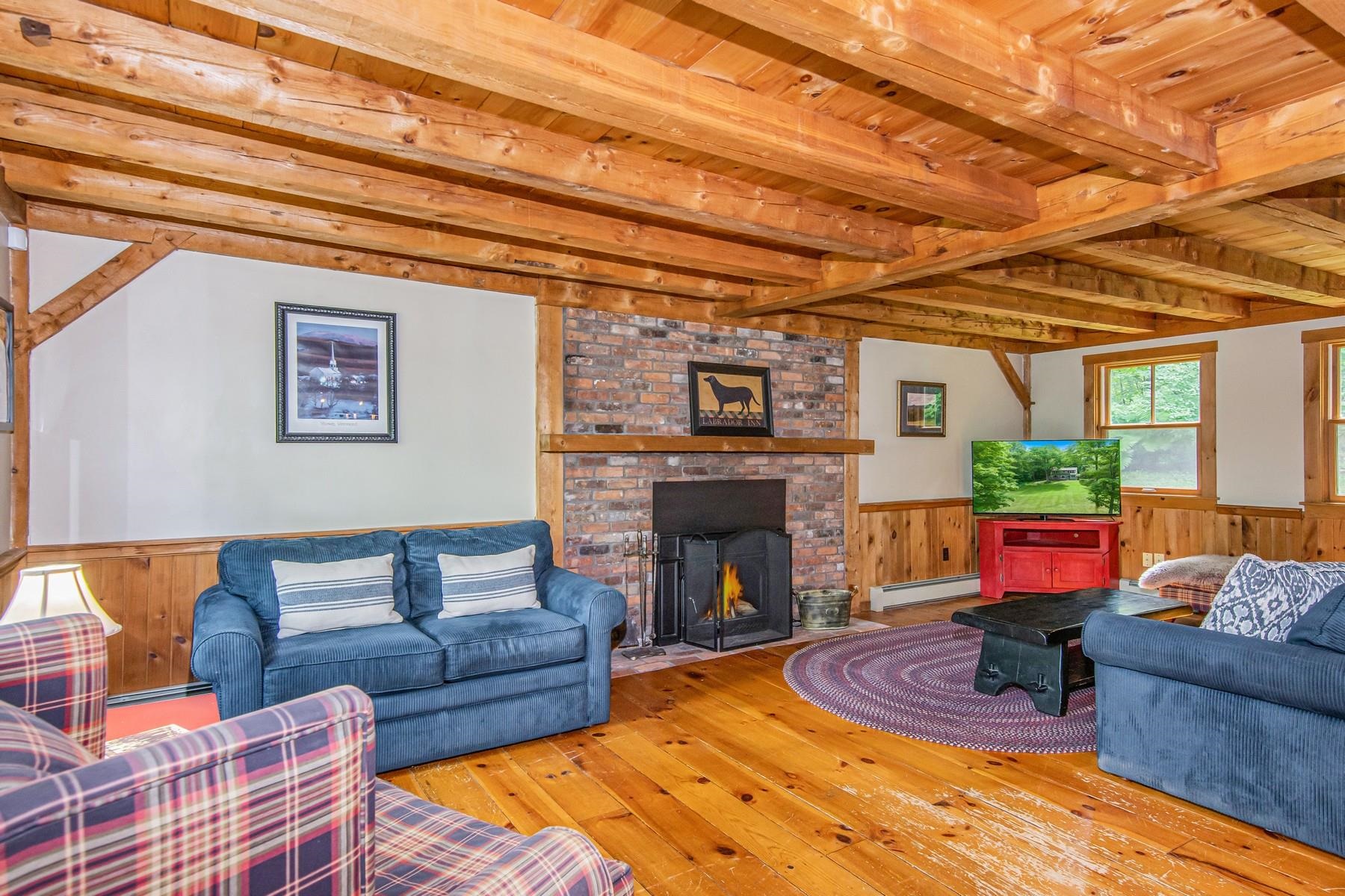 255 North Hill Road Stowe, VT 05672 - Photo 4 of 39