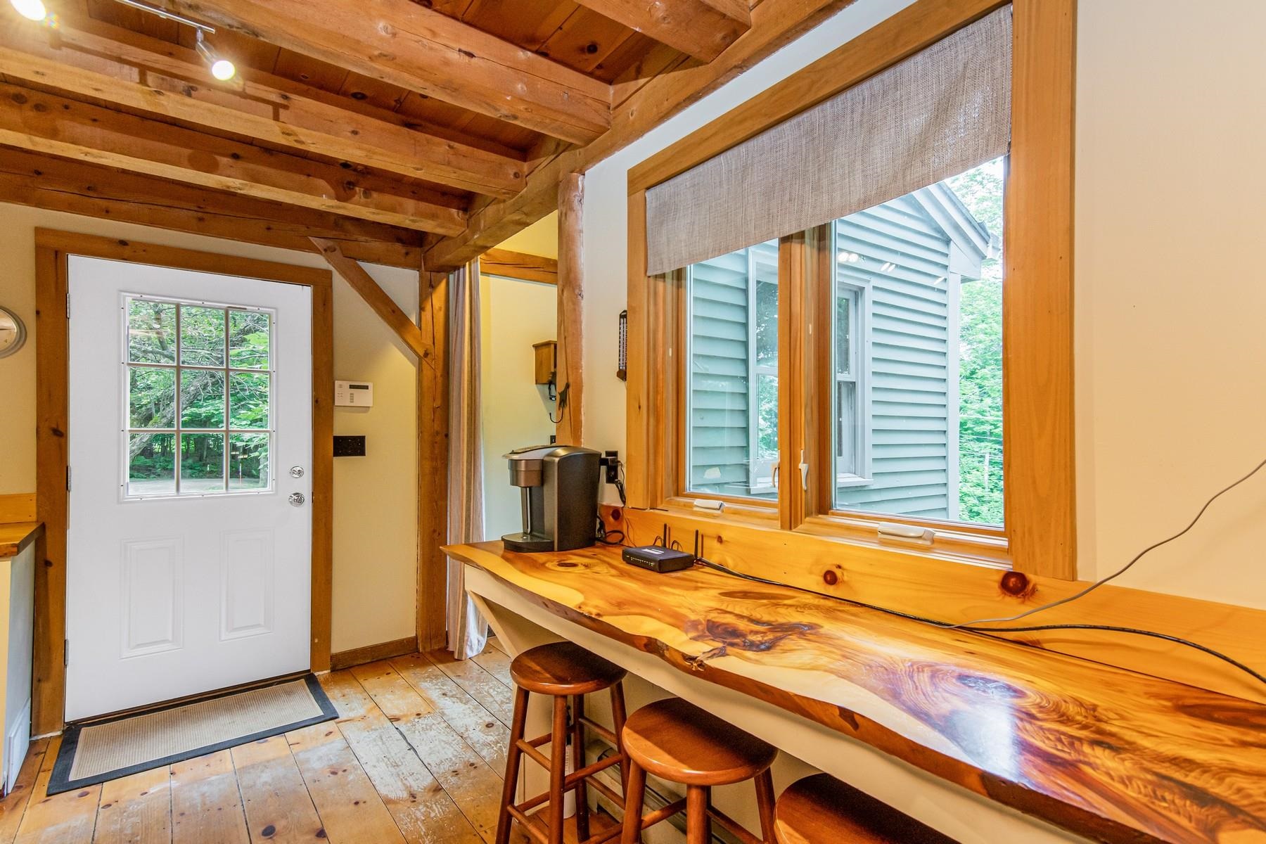 255 North Hill Road Stowe, VT 05672 - Photo 9 of 39