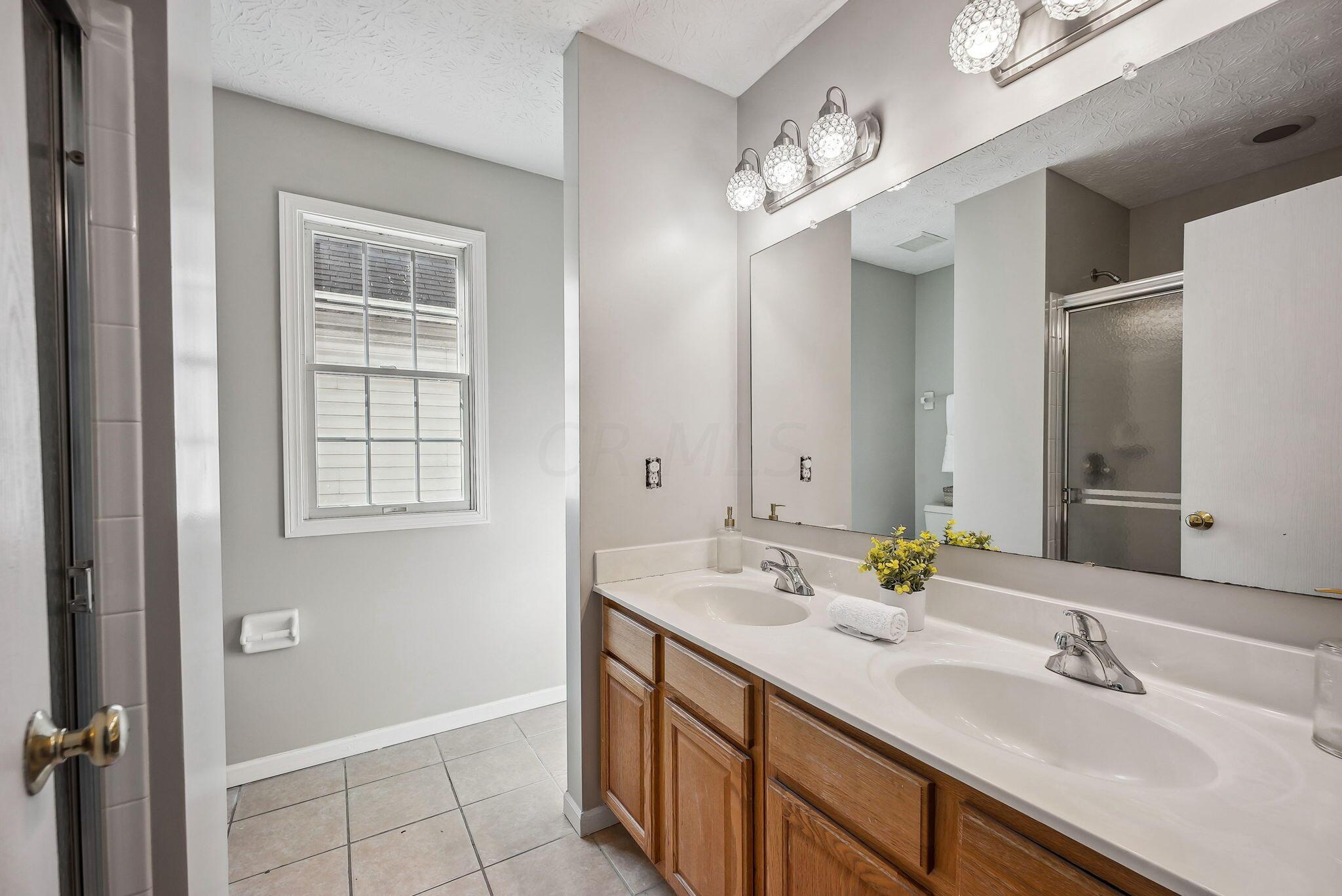 4570 Nickerson Road Columbus, OH 43228 - Photo 26 of 38 24-web-or-mls-4570-nickerson-rd