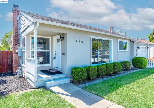 $848,000 | 21835 Redwood Road, Castro Valley, CA 94546