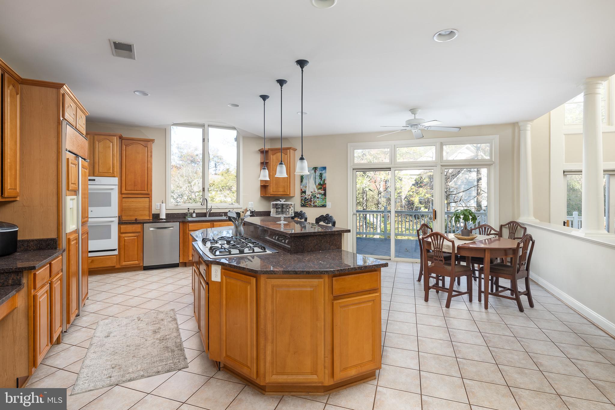 12012 Creekbend Drive Reston, VA 20194 - Photo 15 of 49