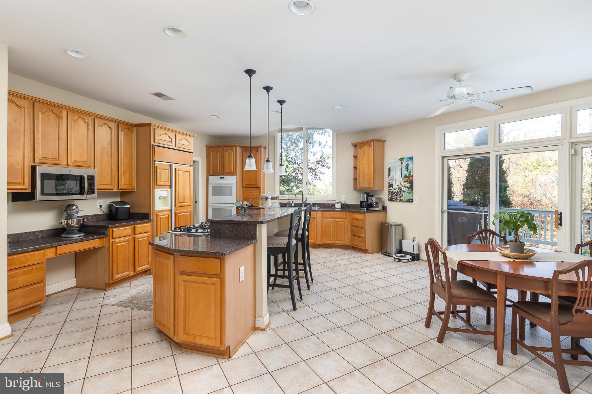 12012 Creekbend Drive Reston, VA 20194 - Photo 16 of 49