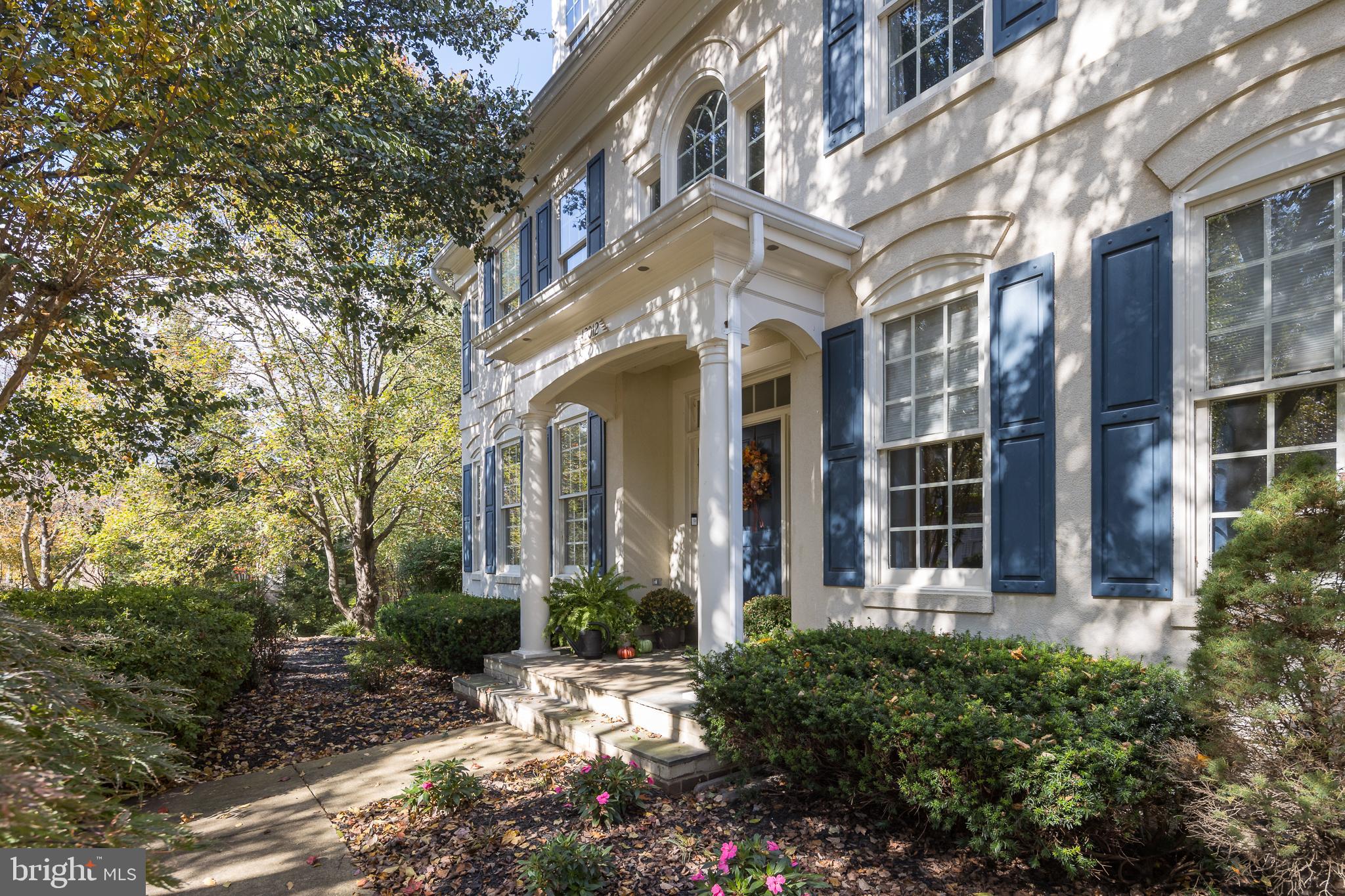 12012 Creekbend Drive Reston, VA 20194 - Photo 2 of 49