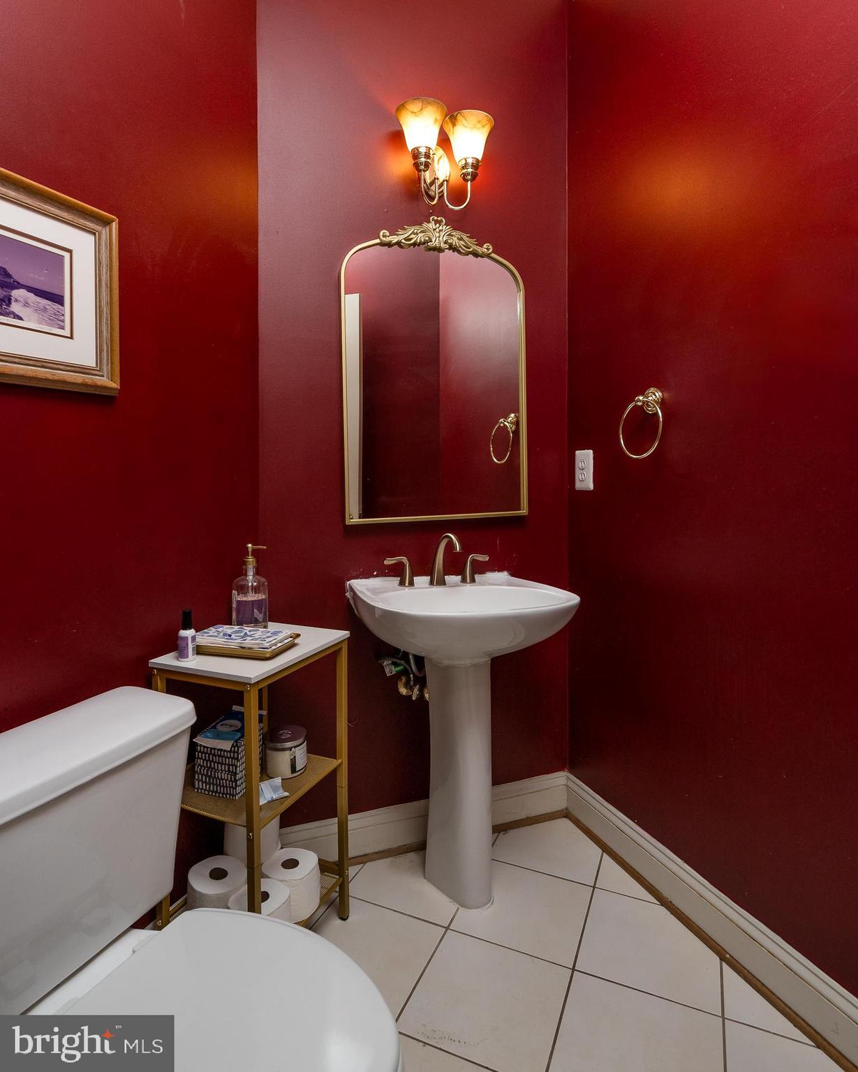 12012 Creekbend Drive Reston, VA 20194 - Photo 26 of 49