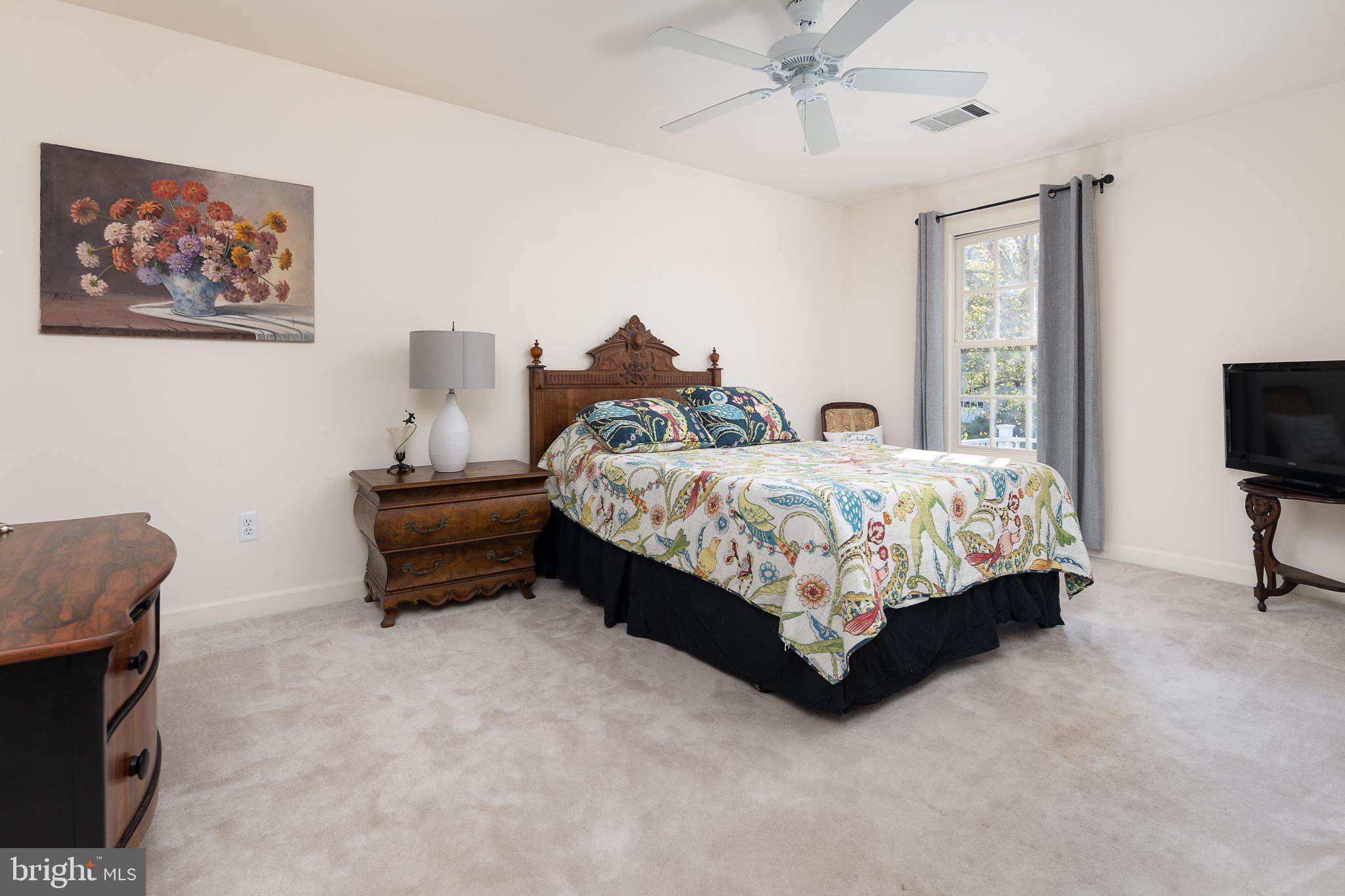 12012 Creekbend Drive Reston, VA 20194 - Photo 33 of 49