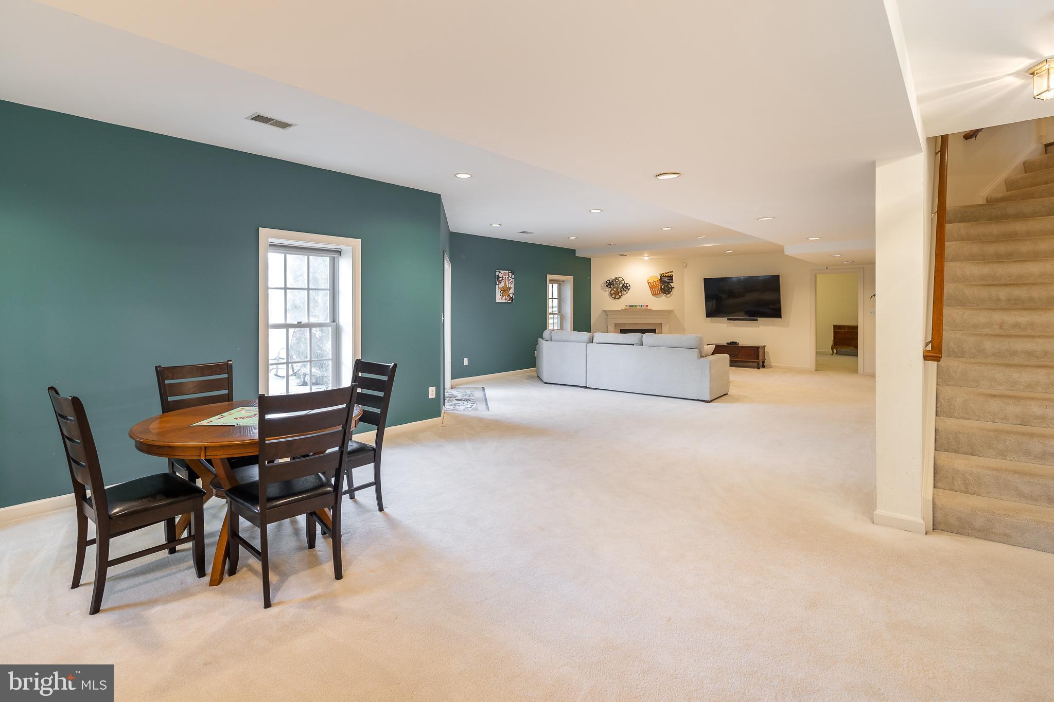 12012 Creekbend Drive Reston, VA 20194 - Photo 35 of 49