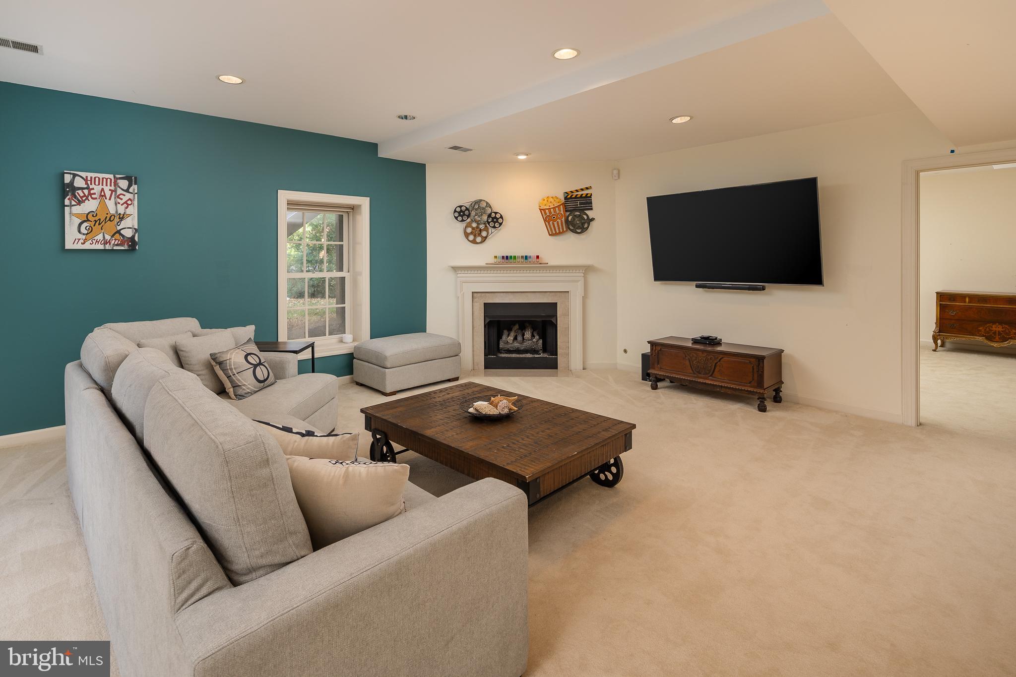 12012 Creekbend Drive Reston, VA 20194 - Photo 36 of 49