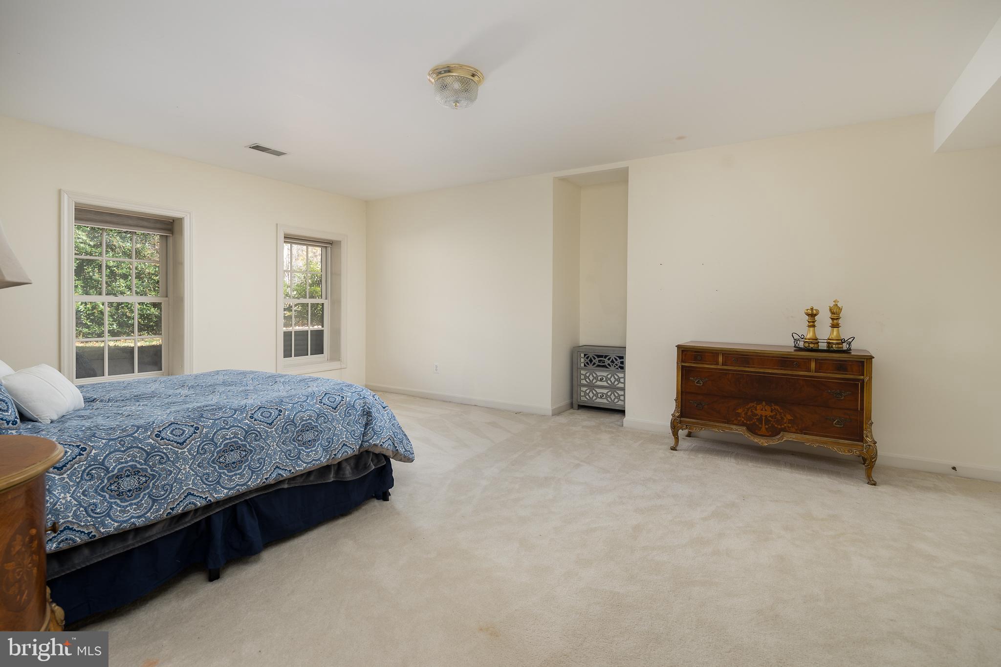 12012 Creekbend Drive Reston, VA 20194 - Photo 40 of 49