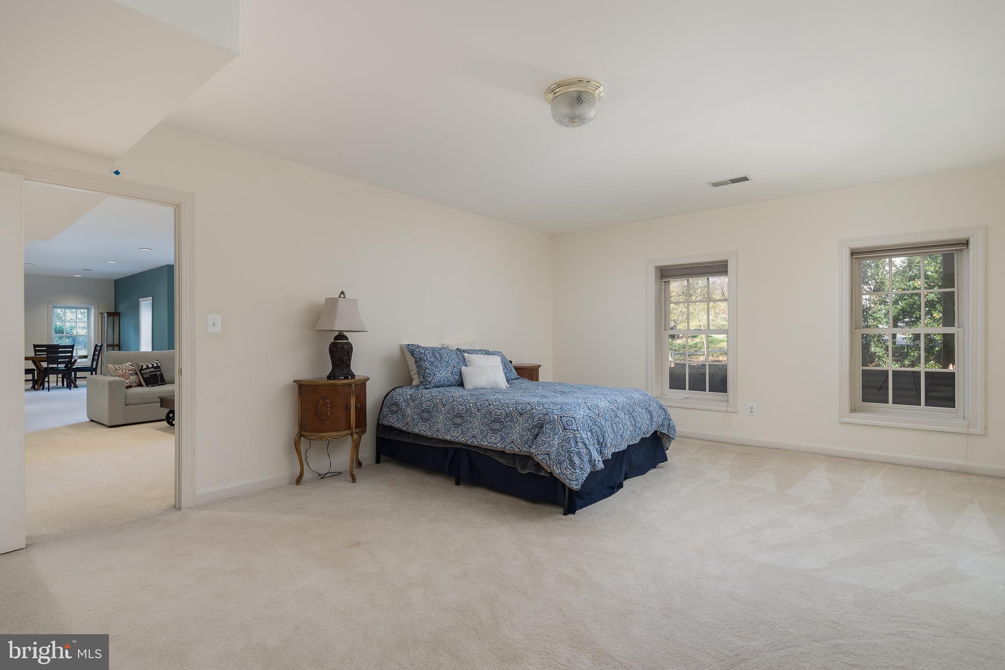 12012 Creekbend Drive Reston, VA 20194 - Photo 41 of 49