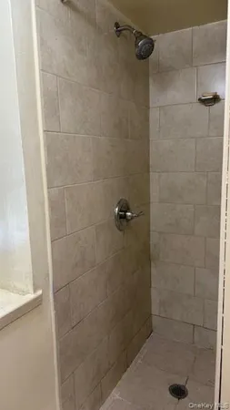 $1,700 | 959 East 227th Street | Wakefield