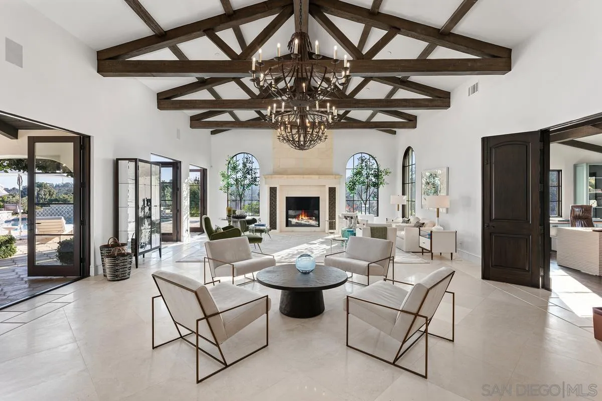 16304 Via De Santa Fe Rancho Santa Fe, CA 92091 - Photo 14 of 35