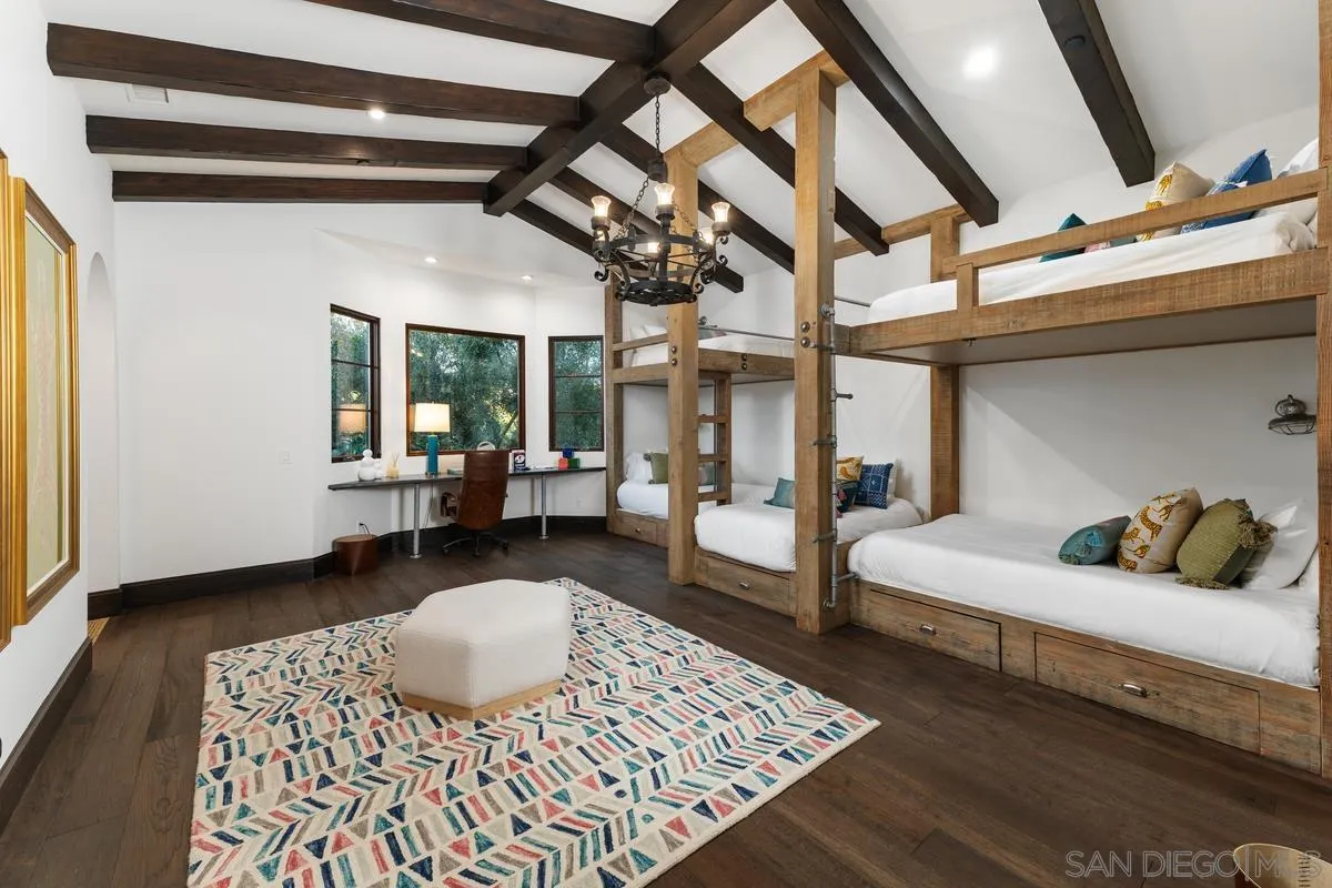16304 Via De Santa Fe Rancho Santa Fe, CA 92091 - Photo 24 of 35