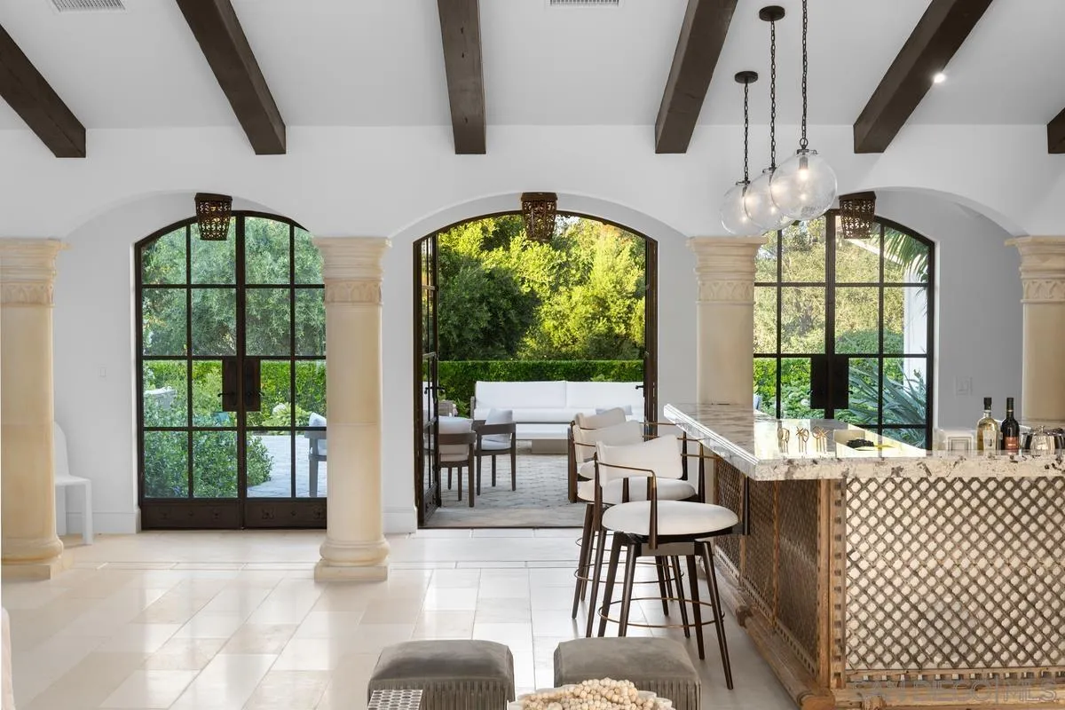 16304 Via De Santa Fe Rancho Santa Fe, CA 92091 - Photo 3 of 35