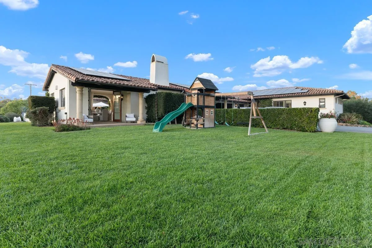16304 Via De Santa Fe Rancho Santa Fe, CA 92091 - Photo 31 of 35