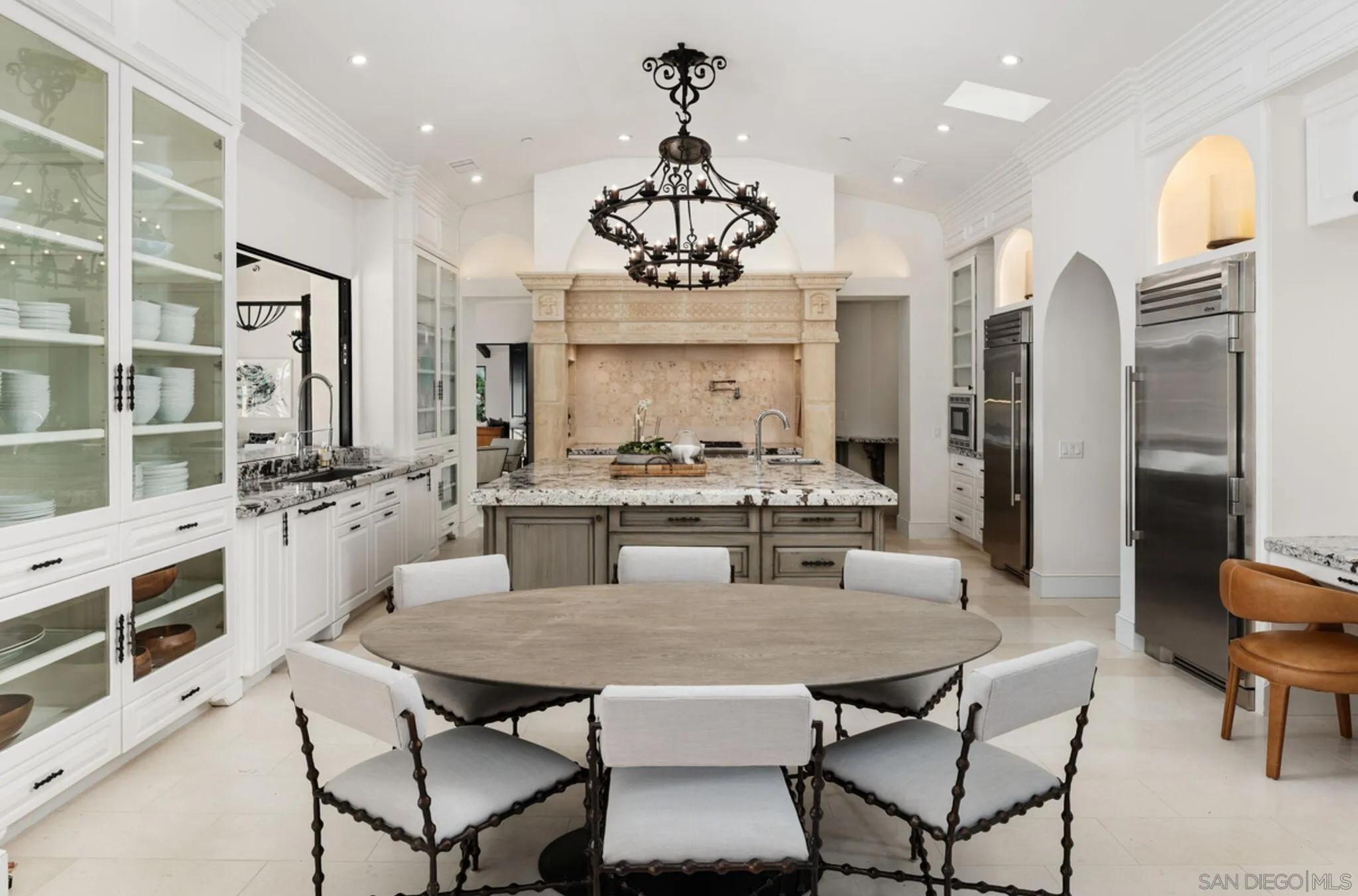 16304 Via De Santa Fe Rancho Santa Fe, CA 92091 - Photo 10 of 35