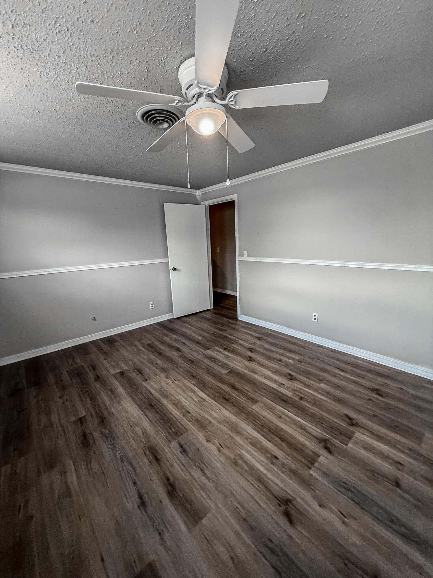 1690 Highway 70 Plainview, TX 79072 - Photo 21 of 77 IMG_9042